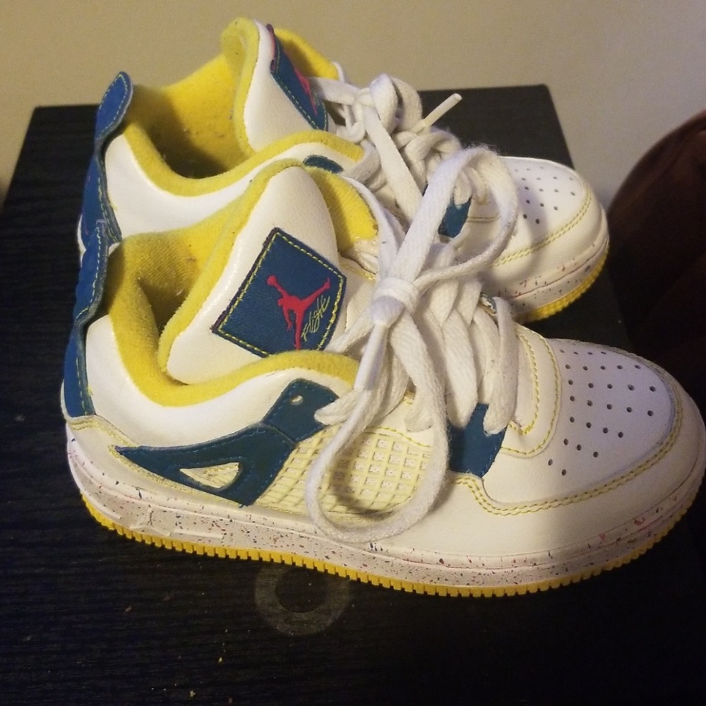 Jordan 4 Retro